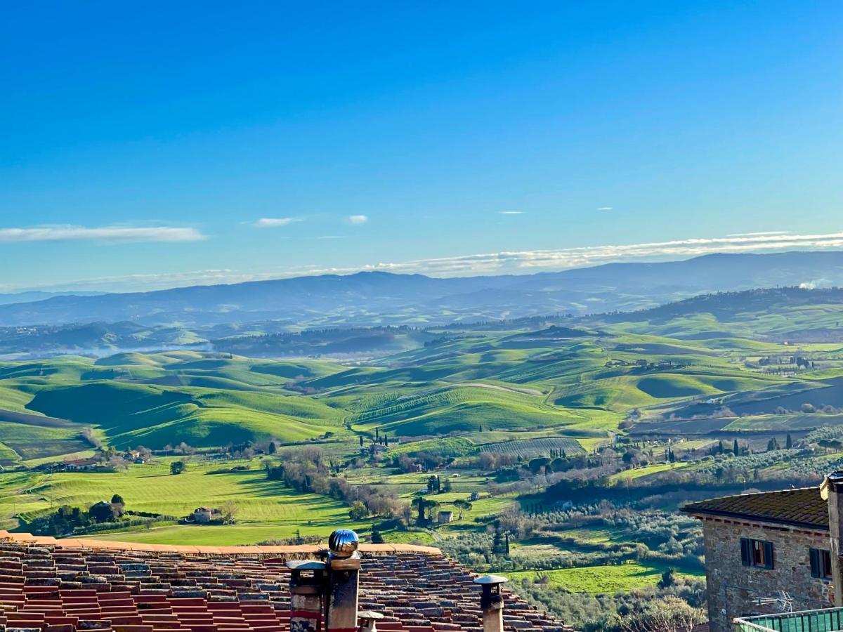 Le Vecchie Cantine Chianni Exteriér fotografie
