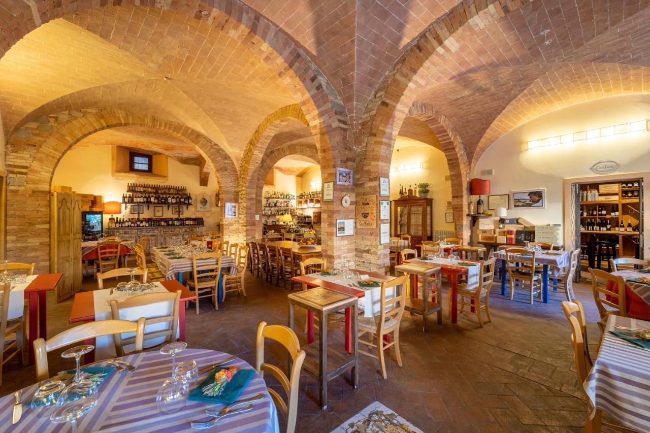 Hotel Le Vecchie Cantine Chianni Exteriér fotografie