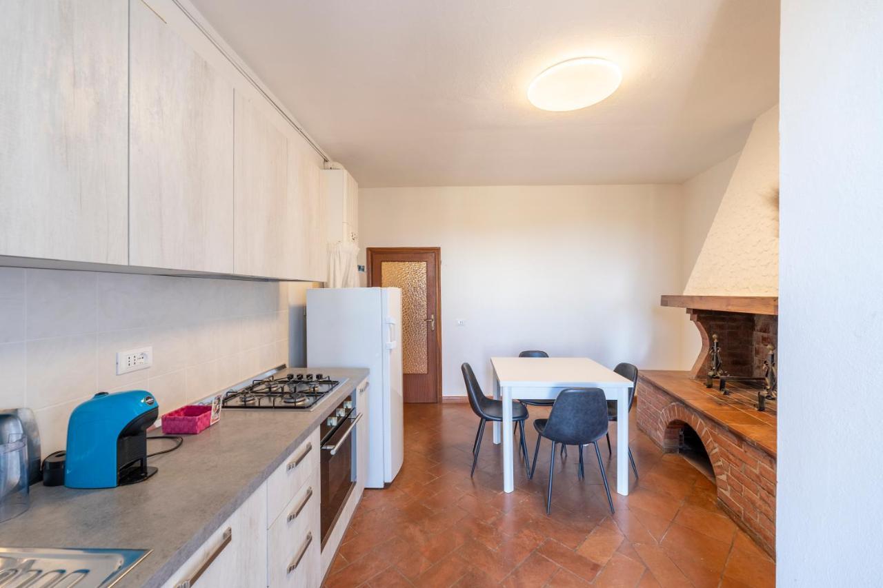 Le Vecchie Cantine Chianni Exteriér fotografie