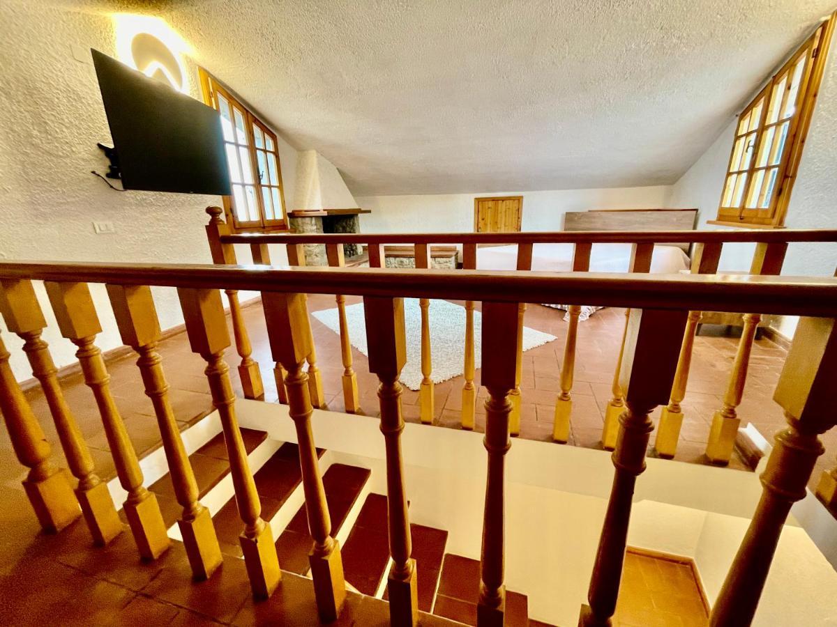 Le Vecchie Cantine Chianni Exteriér fotografie
