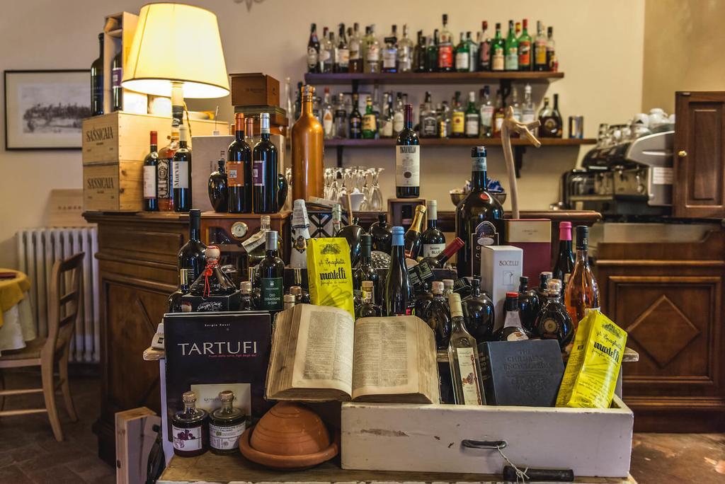 Le Vecchie Cantine Chianni Exteriér fotografie